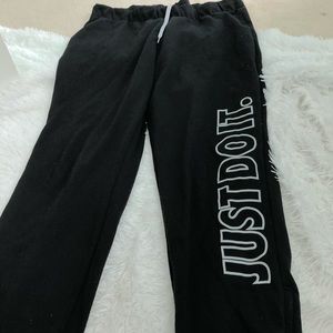 Woman’s Nike sweatpants